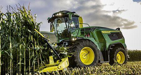 Large tires with a diameter up to 2.15 m (7 ft) and a ground clearance of up to 50 cm (19.7 in.)