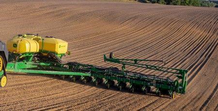 1775NT 24Row with frame weight distribution