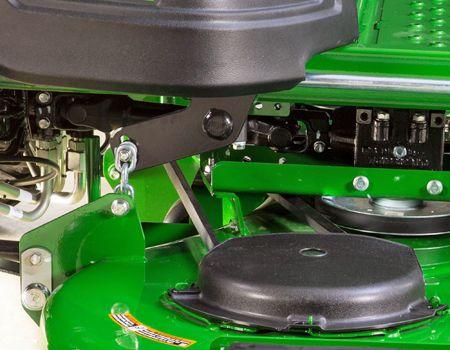Drive shaft and cast-iron gearbox (shown on similar 7Iron PRO Mower Deck)