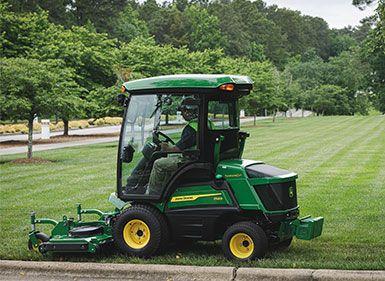 1585 TerrainCut™ Front Mower