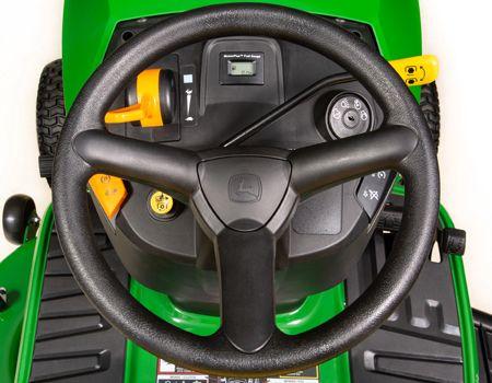 Steering wheel and controls on S120