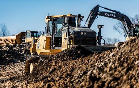 John Deere 950 dozer with PAT blade