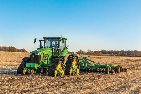 8RX Tractor with cab suspension and air seat