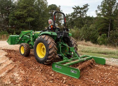 4066M HD with 440R Loader and Frontier™ land plane