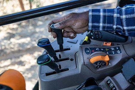 Easy to reach right hand controls