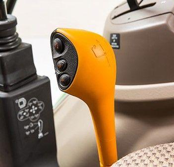 Integrated declutch and gear buttons on single transmission control lever