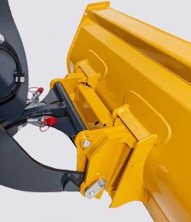Skid steer style Quik-Tatch™ system coupler