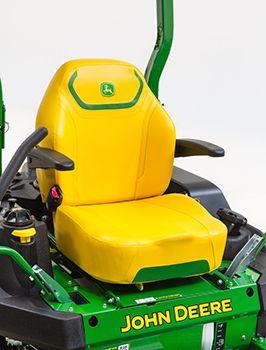 Seat with adjustable armrestst