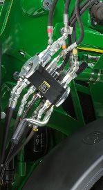 Single-point hydraulic connection on 5R