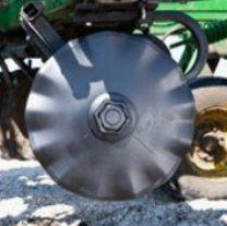 Solid shallow concavity wavy blade