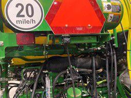 Planter auxiliary camera