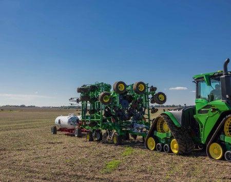 2430C Nutrient Applicator