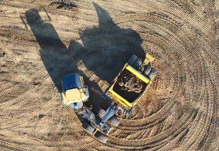 Gooseneck design maneuverability