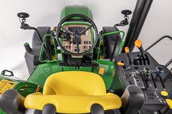 6M Open Operator Station with Right-hand Console