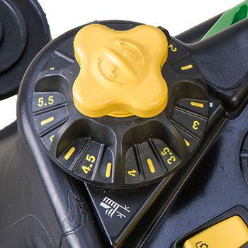 Mower deck height adjustment knob