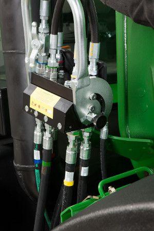 Single-point hydraulic connection