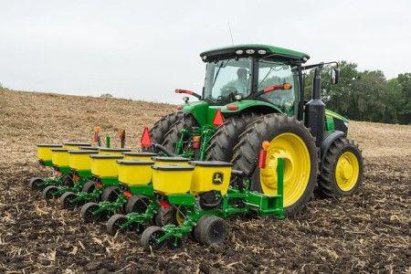 1705 6Row planter in the field