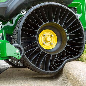 Flat-free rear tire on ZTrak™ Mower