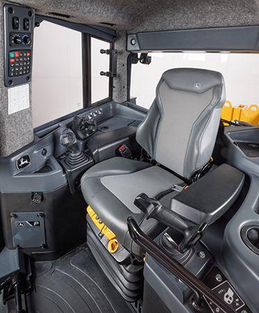 John Deere 950 and 1050 P-Tier dozer cab interior