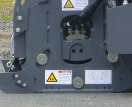 Side plates with boundary markers