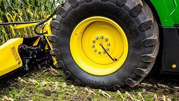 Fully integrated Central Tire Inflation System on the front axle