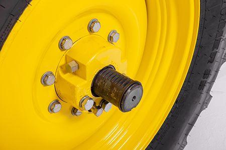Bar axle shown with steel wheelt