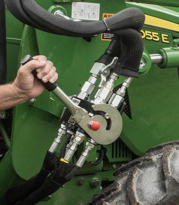 Single Point Hydraulic Connector on 5E