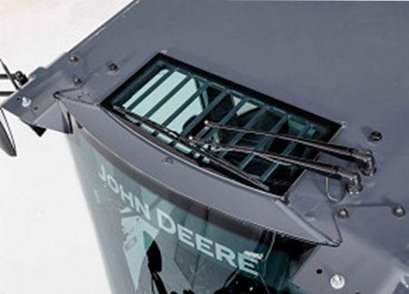 Window and wiper on the roof of the 326 P